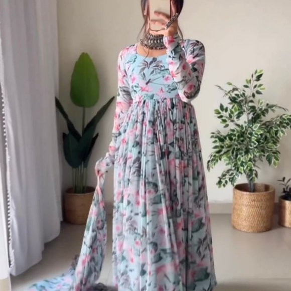 BEAUTIFUL GEORGETTE FLORAL PRINTED FULL FLAIRED GOWN SET WITH PANT AND DUPATTA - Picture 5 of 10